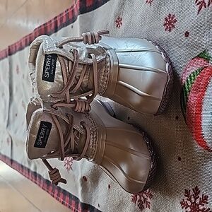 SPERRY SALTWATER TODDLER  GIRL  BOOTS SIZE 6 EUC MINOR SCRATCHES AS SHOWN